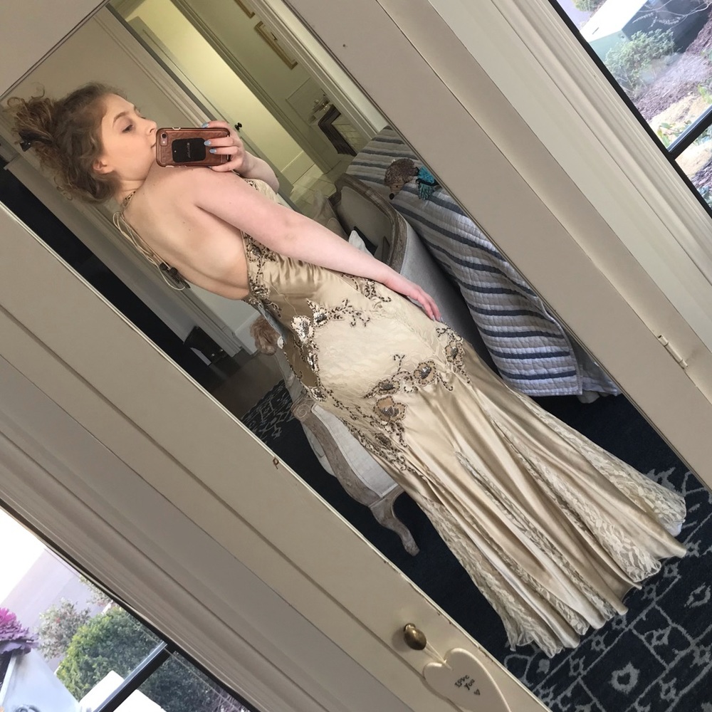 Cache BRAND NEW prom/wedding dress